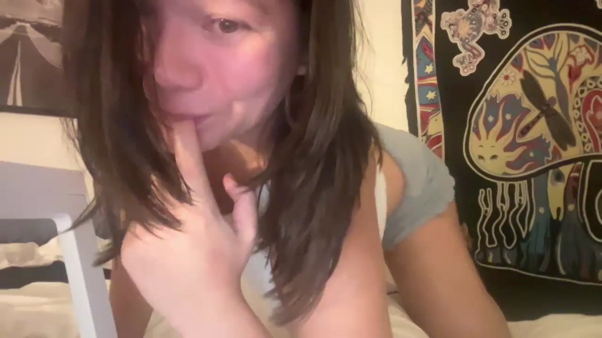 Gallery image thumbnail from imava's myfreecams stream on, 05/04/2024, 08:24 image 8 of 20