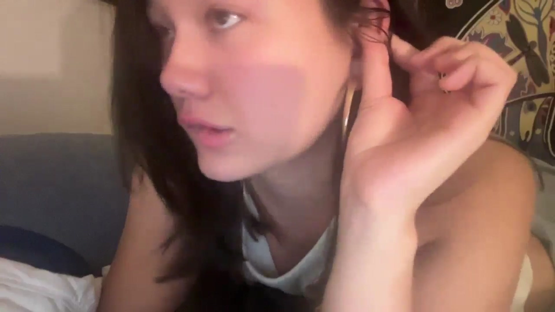 Gallery image thumbnail from imava's myfreecams stream on, 05/04/2024, 08:46 image 20 of 20