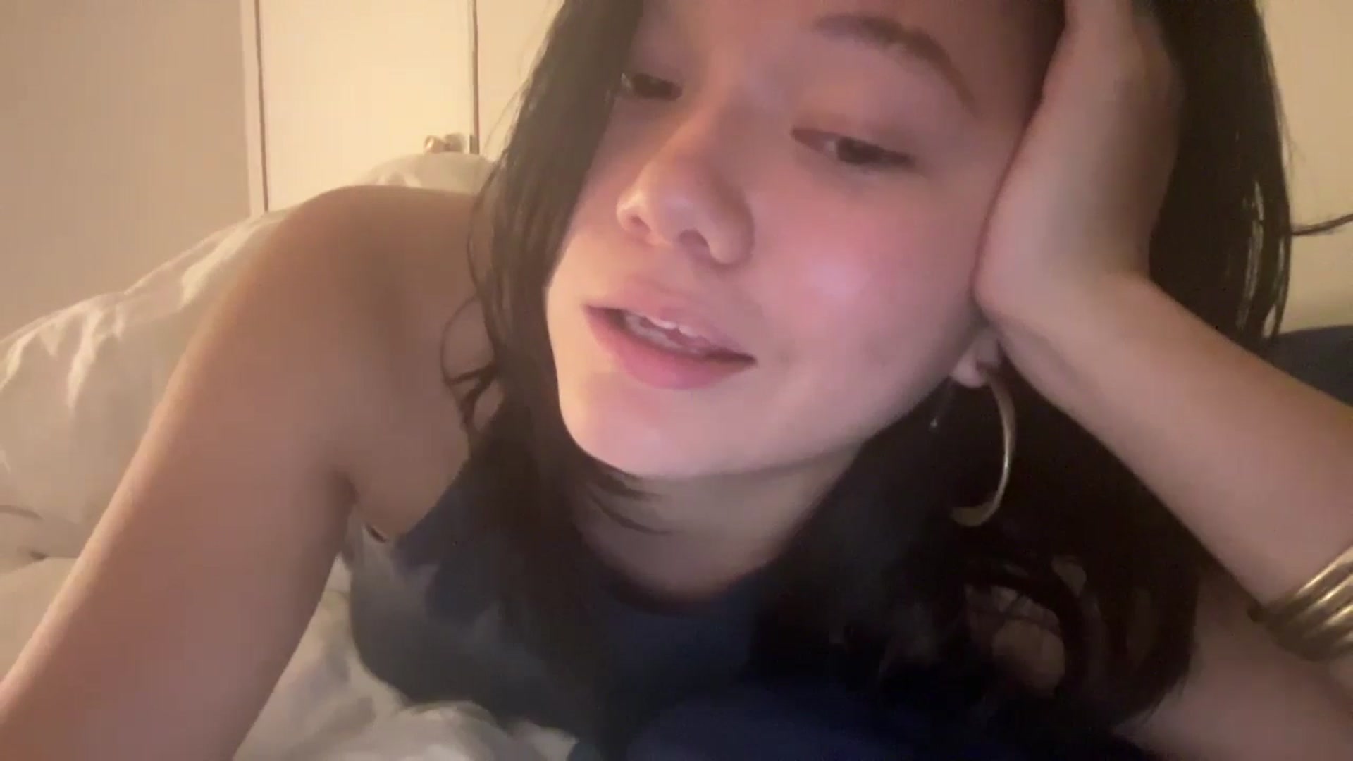 Gallery image thumbnail from imava's myfreecams stream on, 05/05/2024, 11:30 image 6 of 20