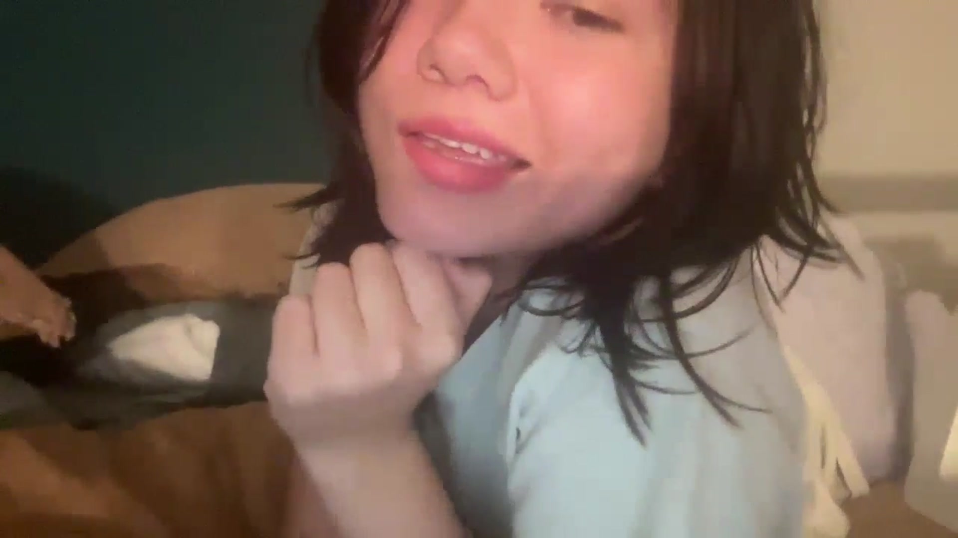 Gallery image thumbnail from imava's myfreecams stream on, 05/06/2024, 01:46 image 12 of 20