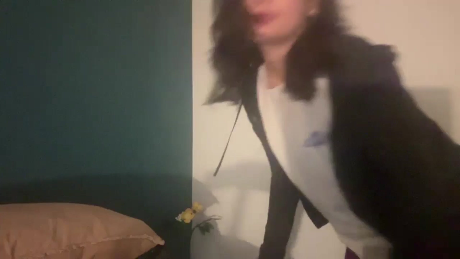Gallery image thumbnail from imava's myfreecams stream on, 05/06/2024, 01:46 image 4 of 20