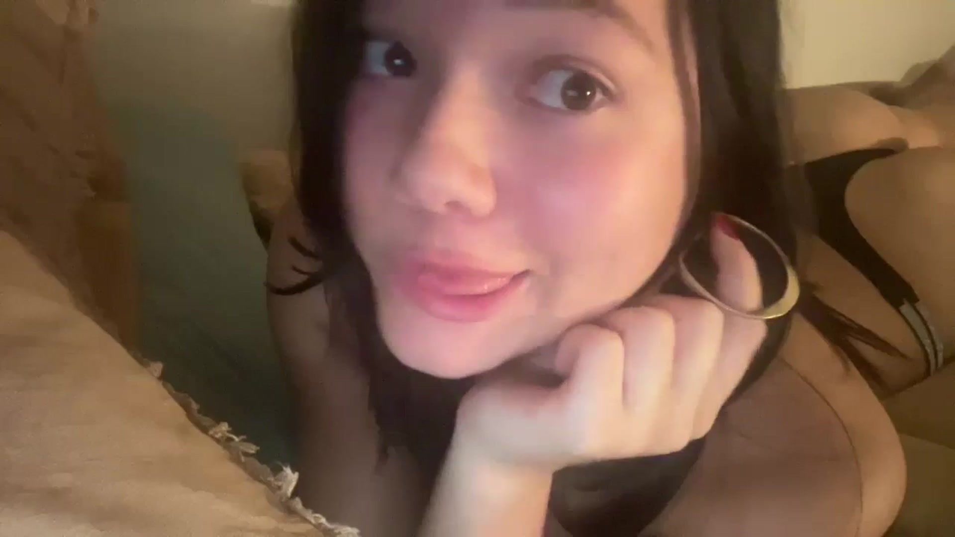 Gallery image thumbnail from imava's myfreecams stream on, 05/08/2024, 05:37 image 11 of 20