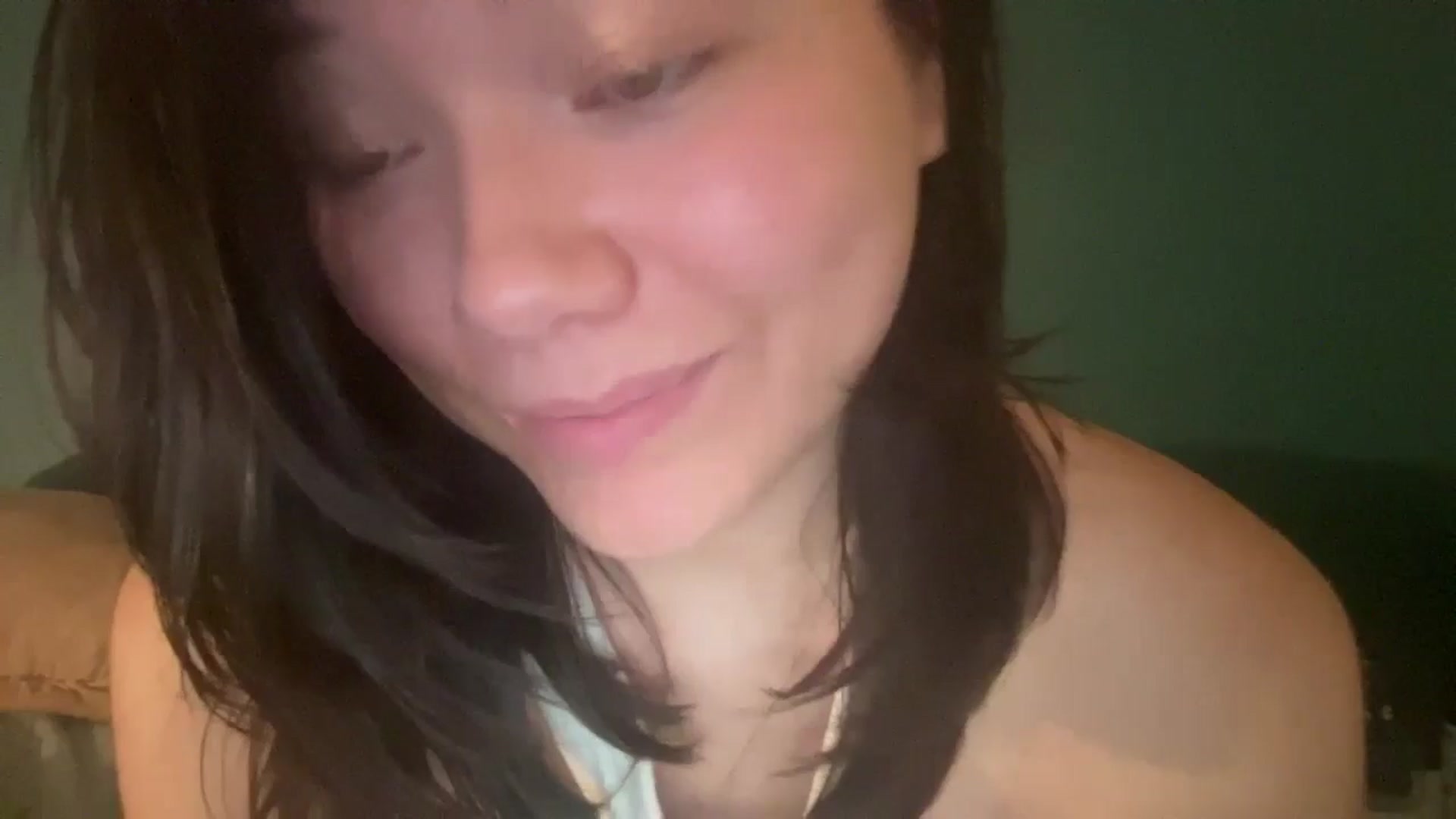 Gallery image thumbnail from imava's myfreecams stream on, 05/10/2024, 10:34 image 16 of 20