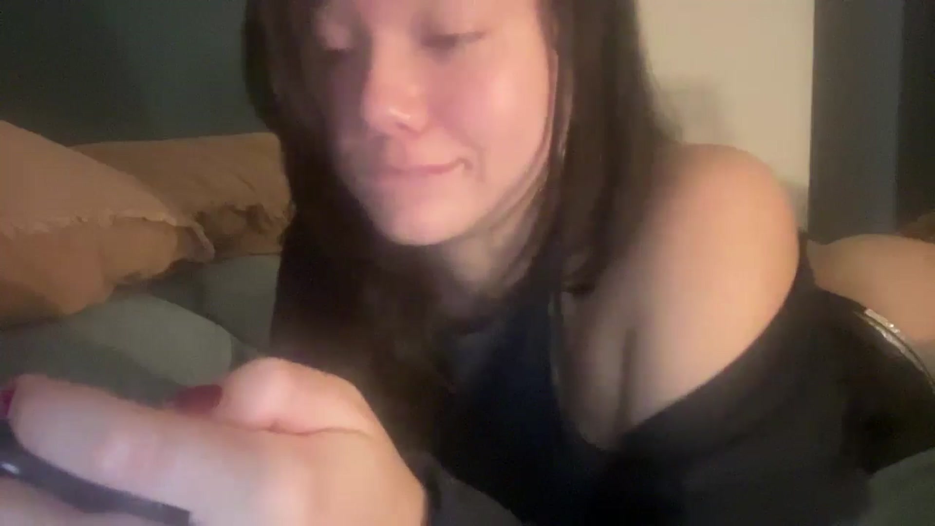 Gallery image thumbnail from imava's myfreecams stream on, 05/17/2024, 19:07 image 7 of 20