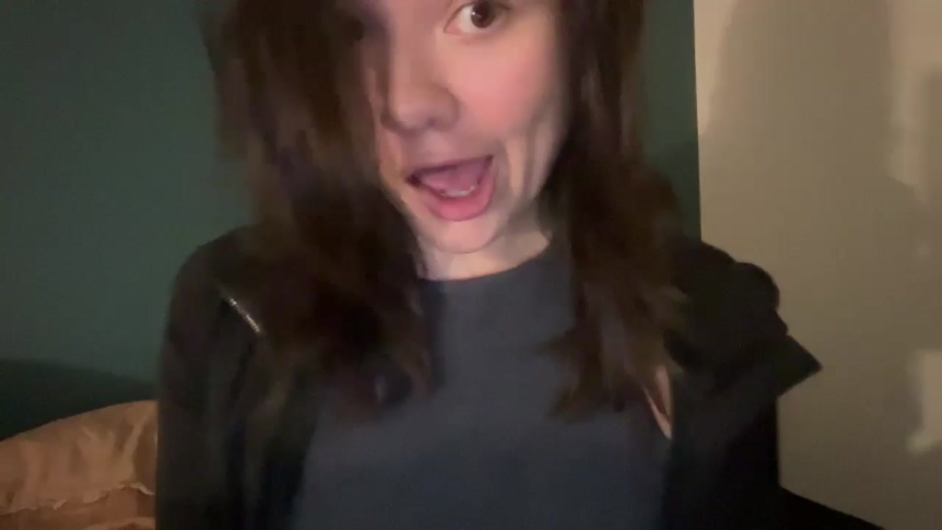 Gallery image thumbnail from imava's myfreecams stream on, 05/18/2024, 08:41 image 1 of 20