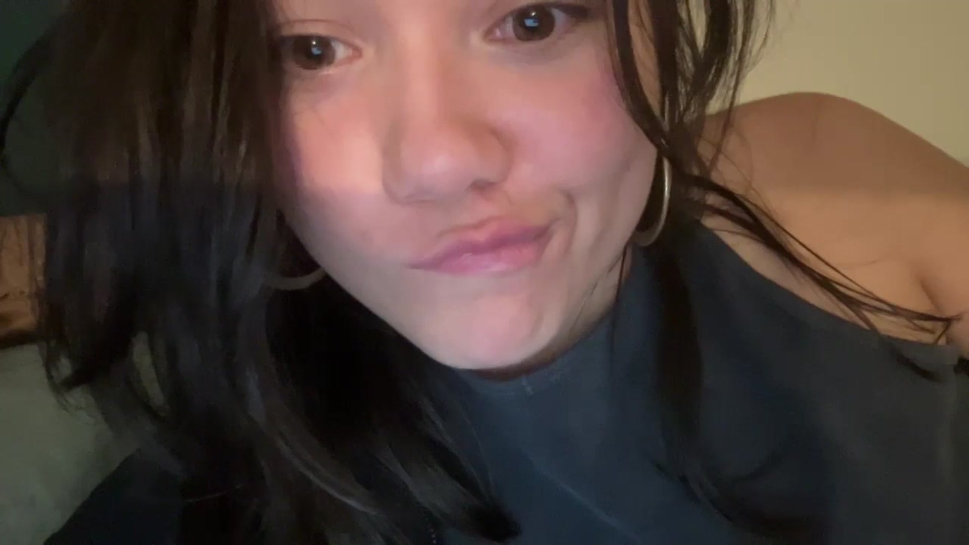 Gallery image thumbnail from imava's myfreecams stream on, 05/18/2024, 08:41 image 9 of 20