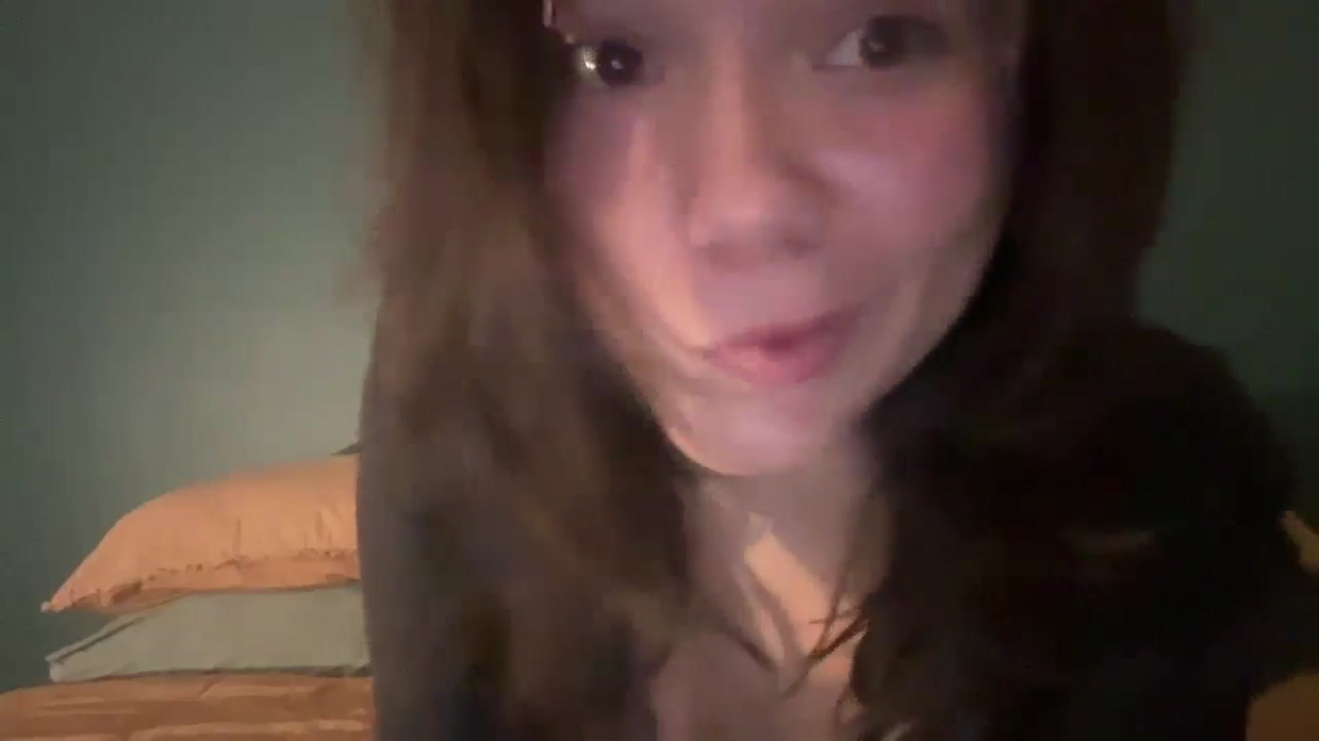 Gallery image thumbnail from imava's myfreecams stream on, 05/20/2024, 08:16 image 13 of 20