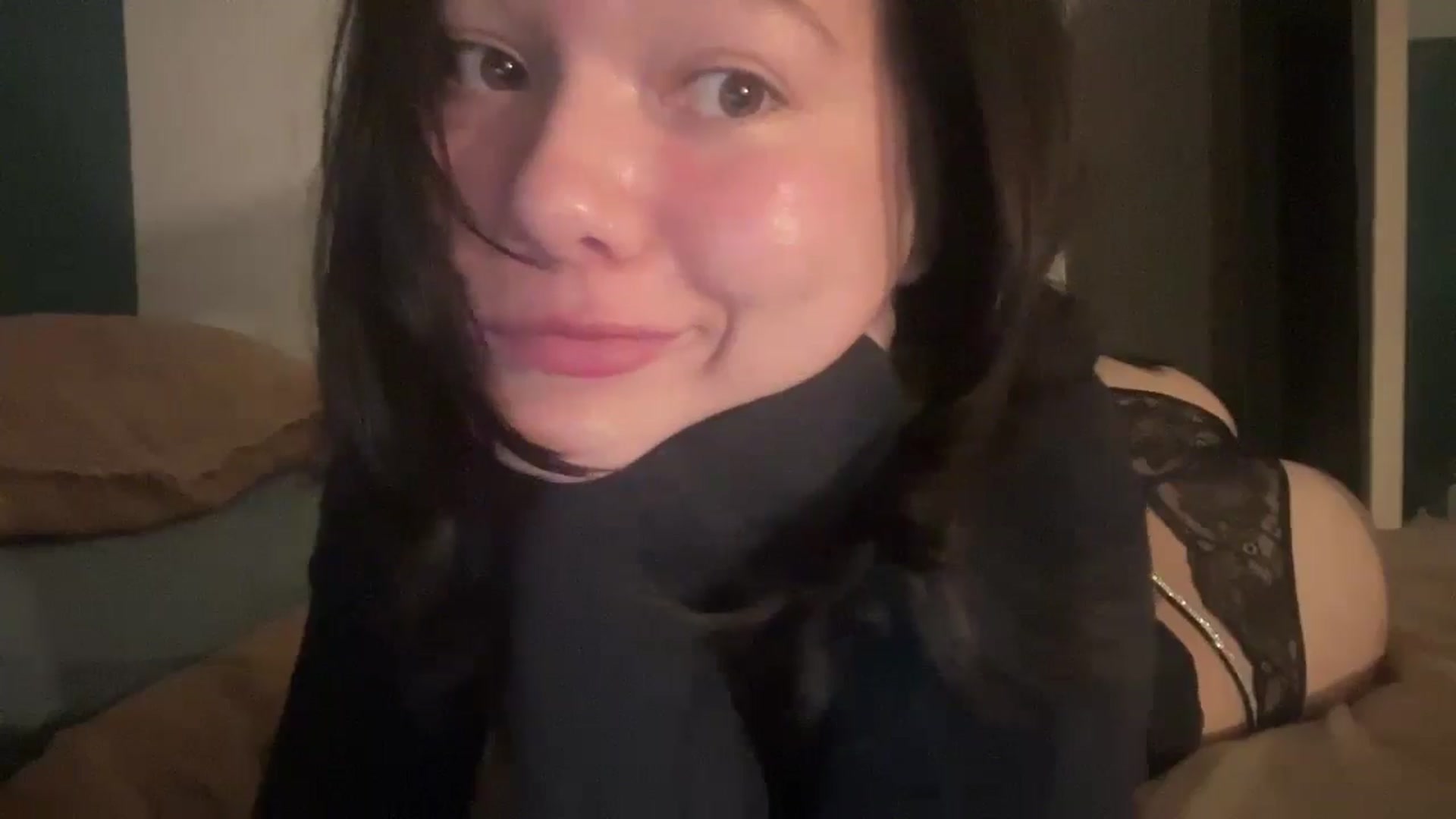 Gallery image thumbnail from imava's myfreecams stream on, 05/20/2024, 08:16 image 10 of 20