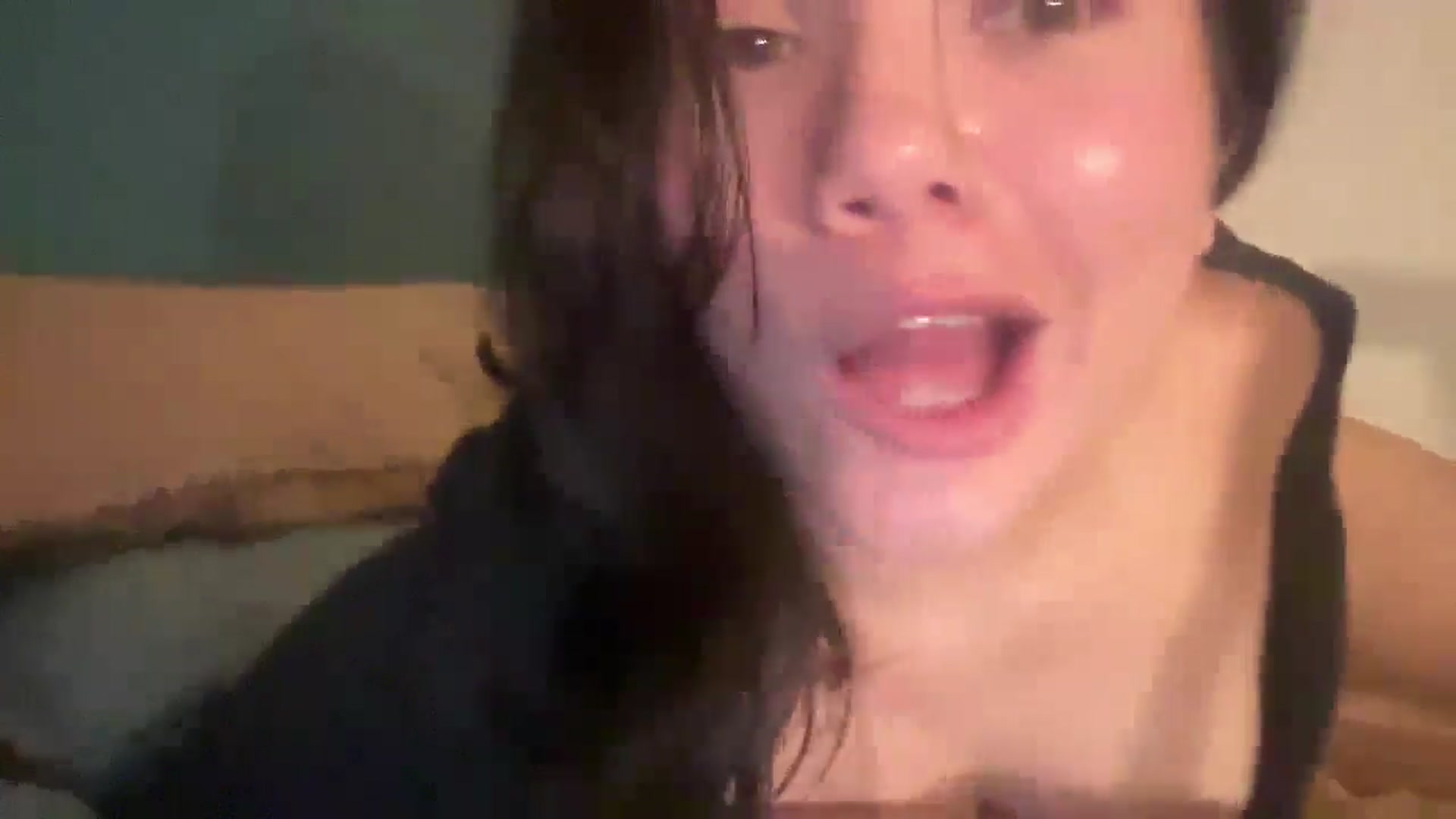 Gallery image thumbnail from imava's myfreecams stream on, 05/20/2024, 09:08 image 11 of 20