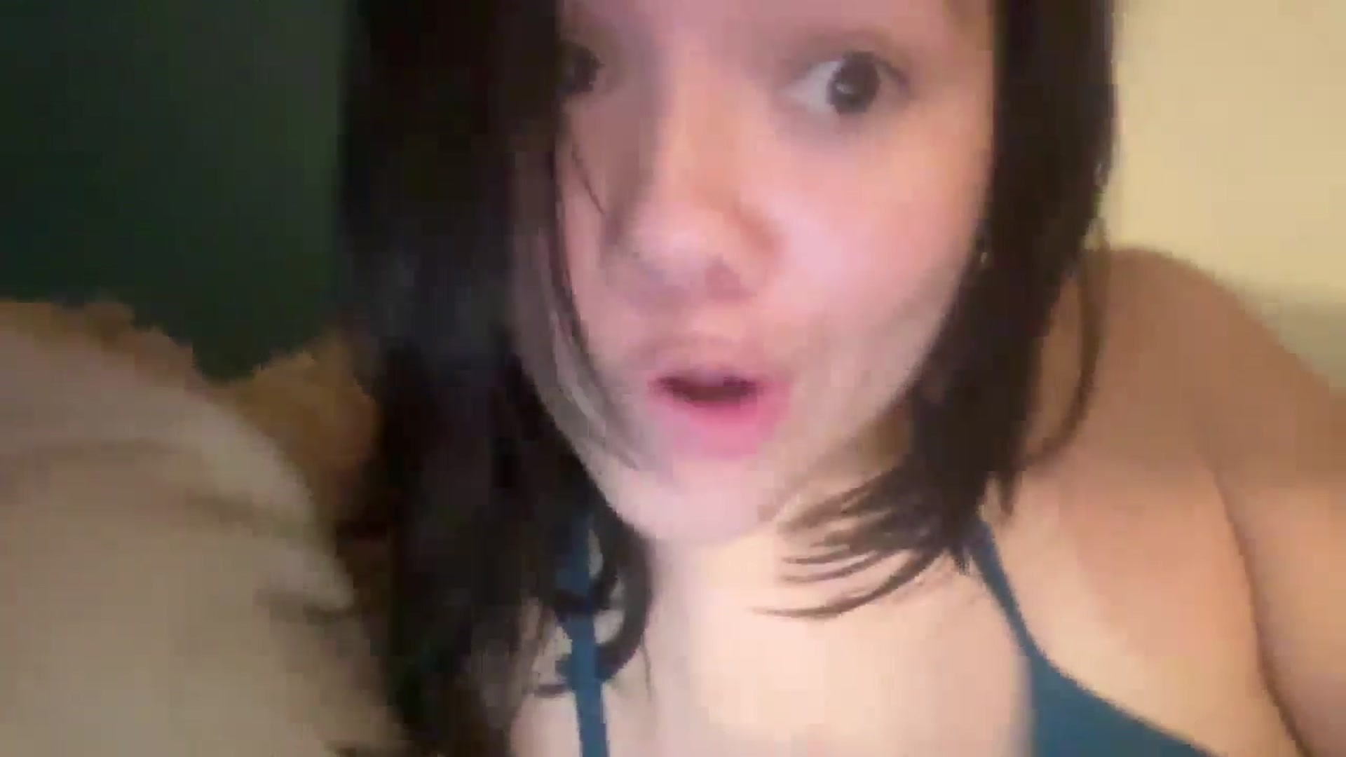 Gallery image thumbnail from imava's myfreecams stream on, 05/21/2024, 09:28 image 18 of 20