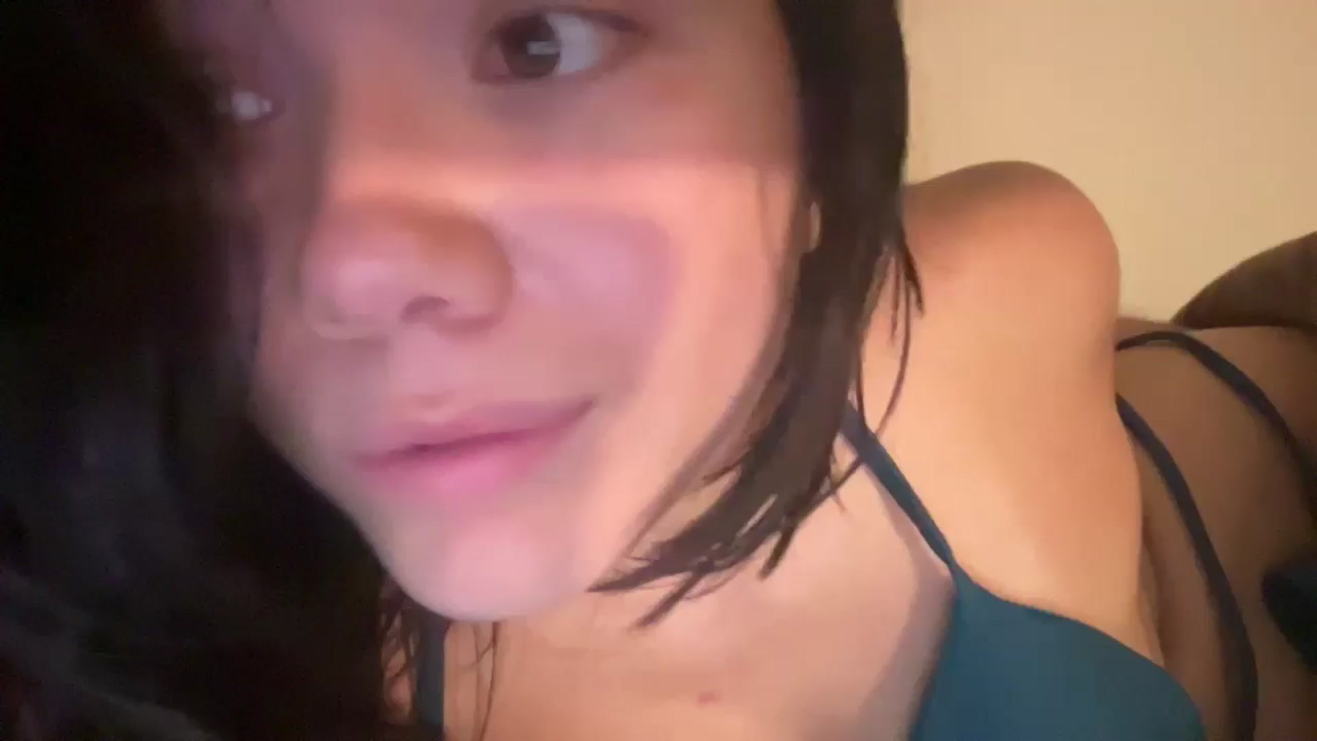 Gallery image thumbnail from imava's myfreecams stream on, 05/21/2024, 09:39 image 10 of 20