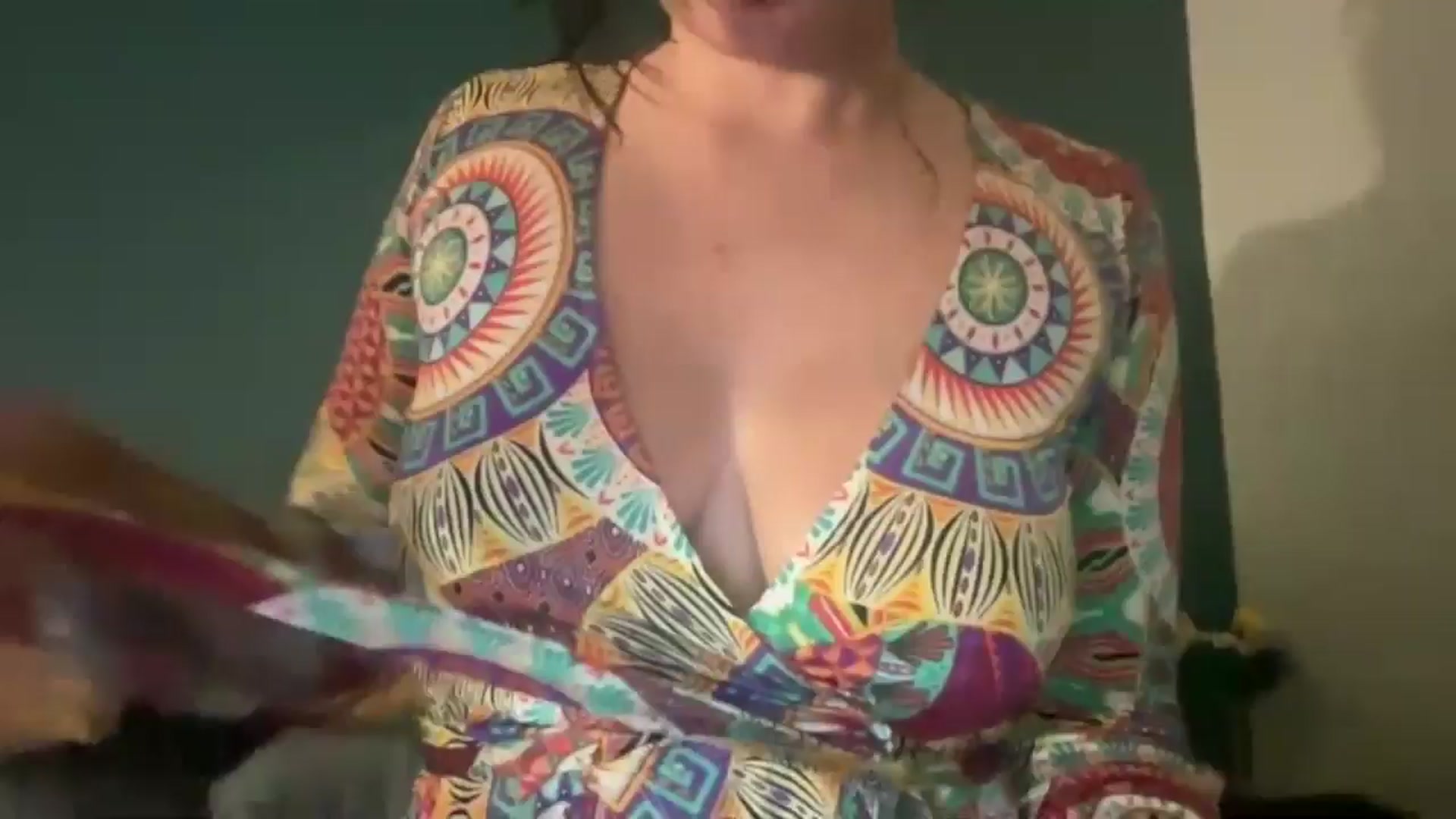 Gallery image thumbnail from imava's myfreecams stream on, 05/22/2024, 07:34 image 2 of 20