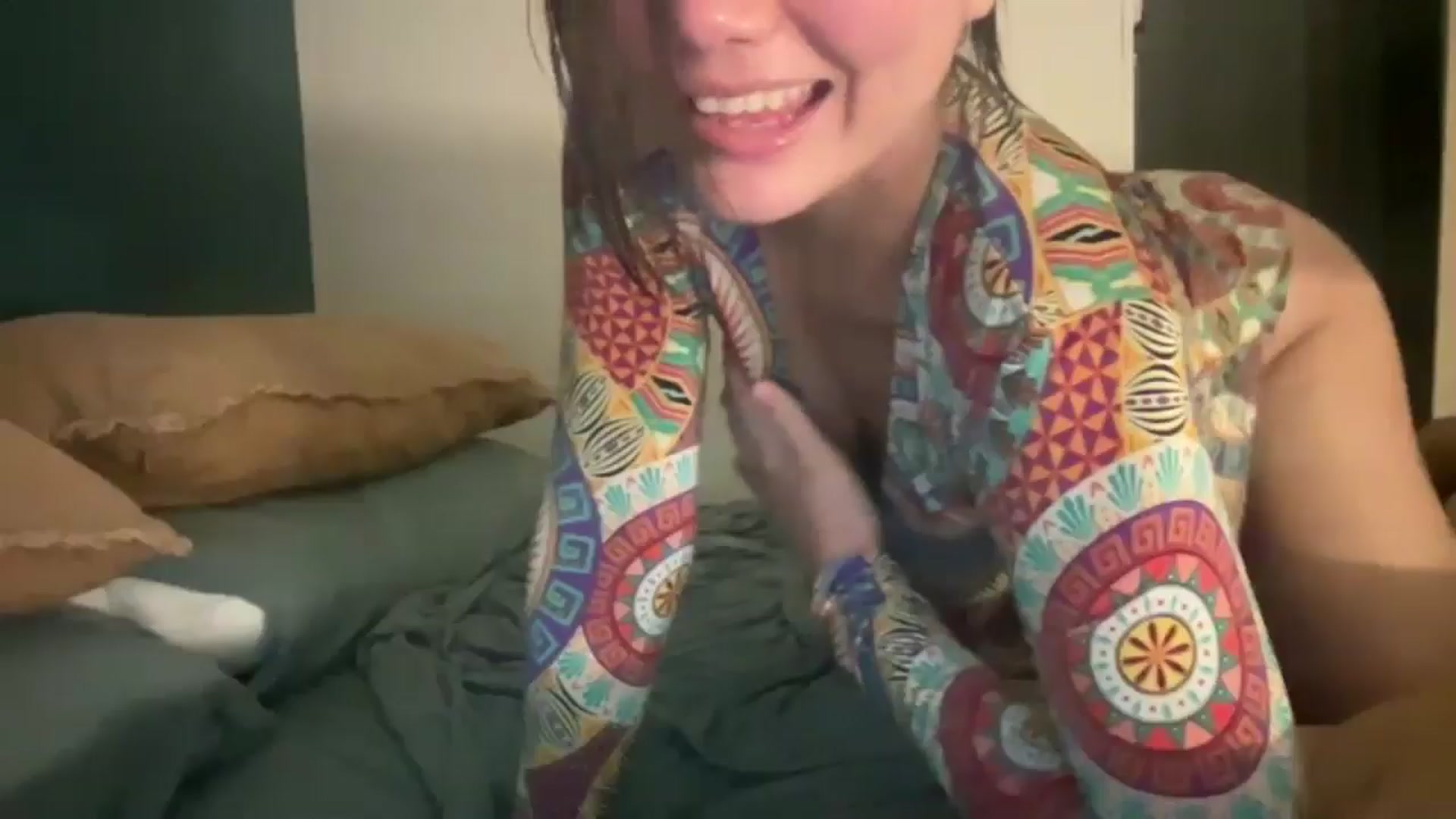 Gallery image thumbnail from imava's myfreecams stream on, 05/22/2024, 07:34 image 1 of 20