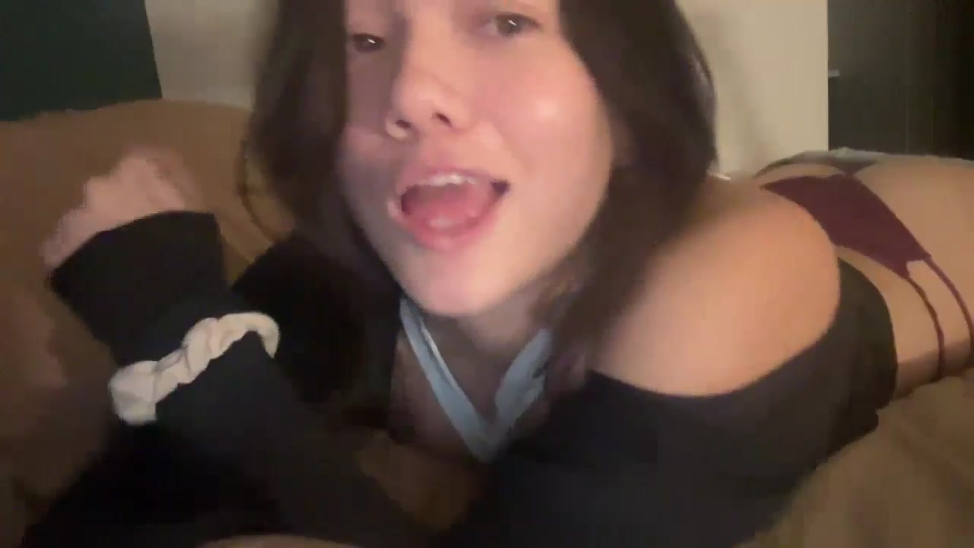 Gallery image thumbnail from imava's myfreecams stream on, 05/24/2024, 09:45 image 11 of 20