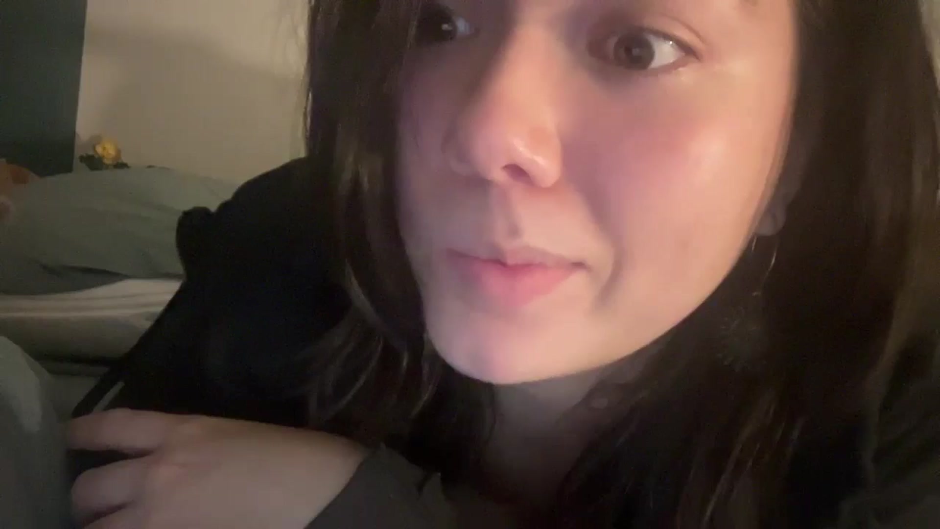 Gallery image thumbnail from imava's myfreecams stream on, 05/25/2024, 07:53 image 20 of 20