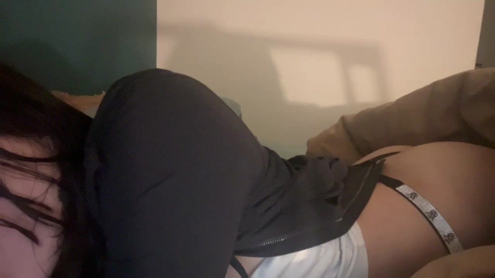 Gallery image thumbnail from imava's myfreecams stream on, 05/25/2024, 07:53 image 15 of 20