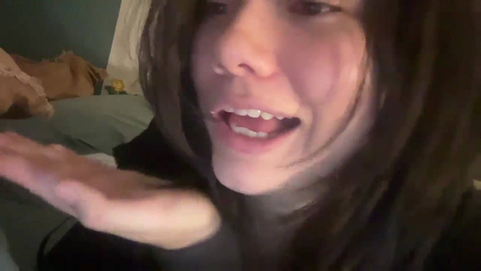 Gallery image thumbnail from imava's myfreecams stream on, 05/25/2024, 07:53 image 9 of 20