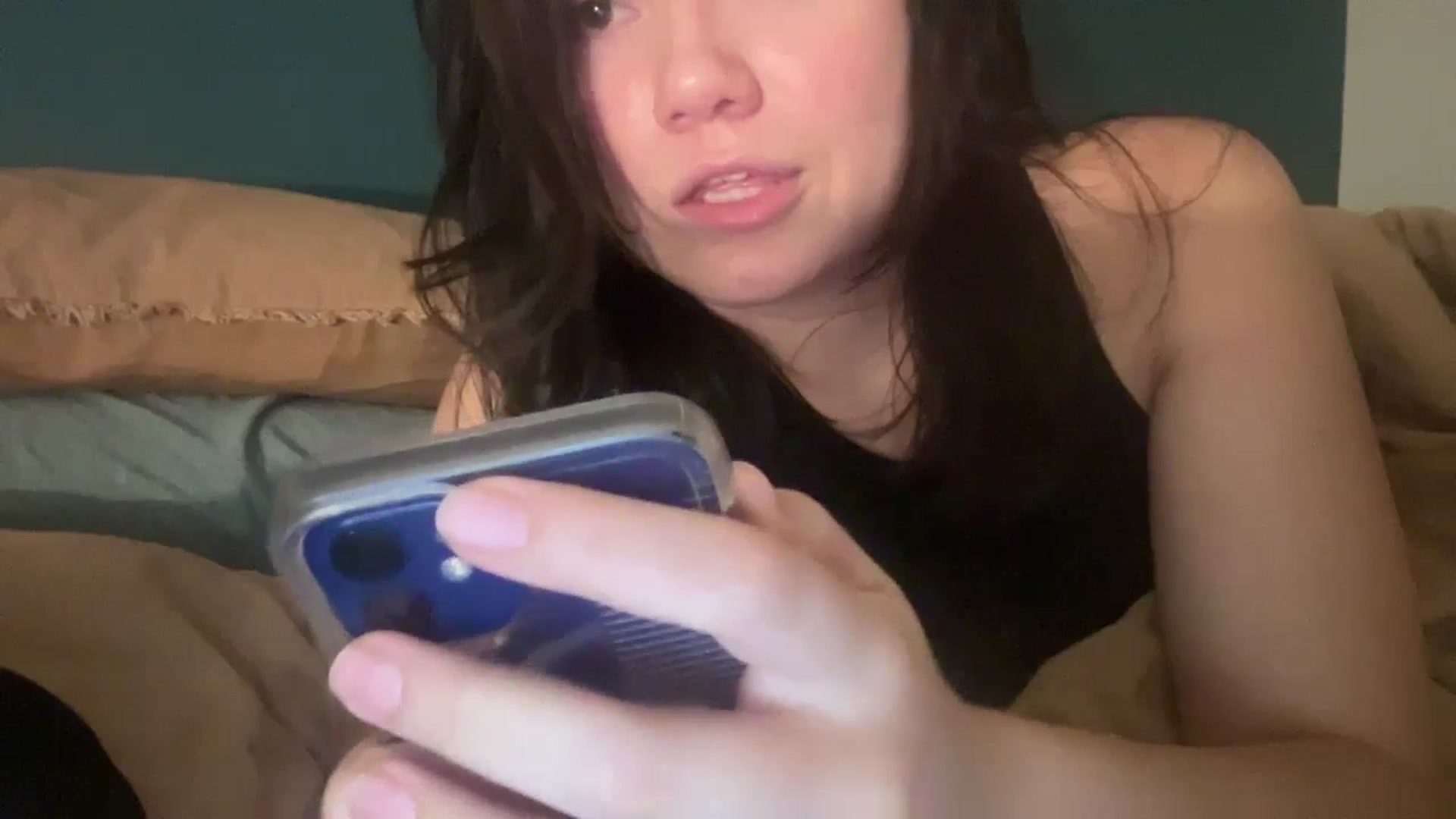 Gallery image thumbnail from imava's myfreecams stream on, 05/27/2024, 06:16 image 4 of 20