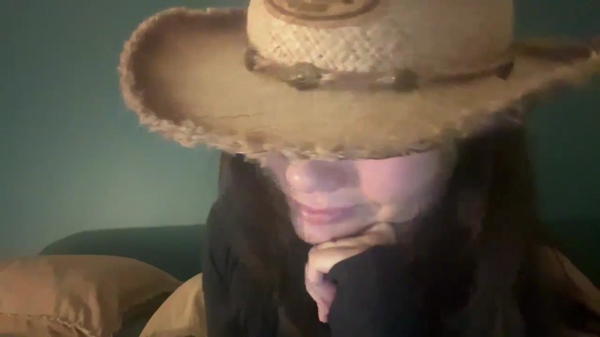 Gallery image thumbnail from imava's myfreecams stream on, 05/31/2024, 02:26 image 12 of 20