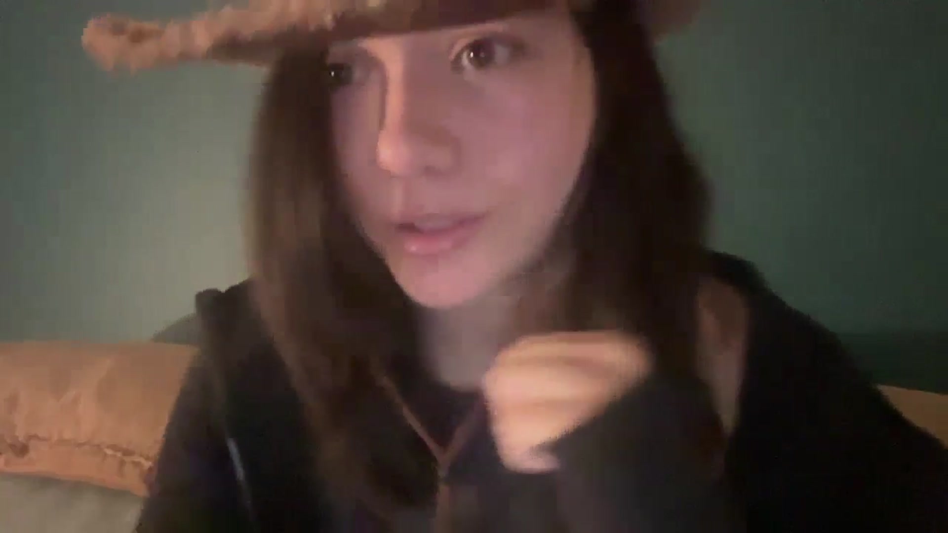 Gallery image thumbnail from imava's myfreecams stream on, 05/31/2024, 03:12 image 3 of 20