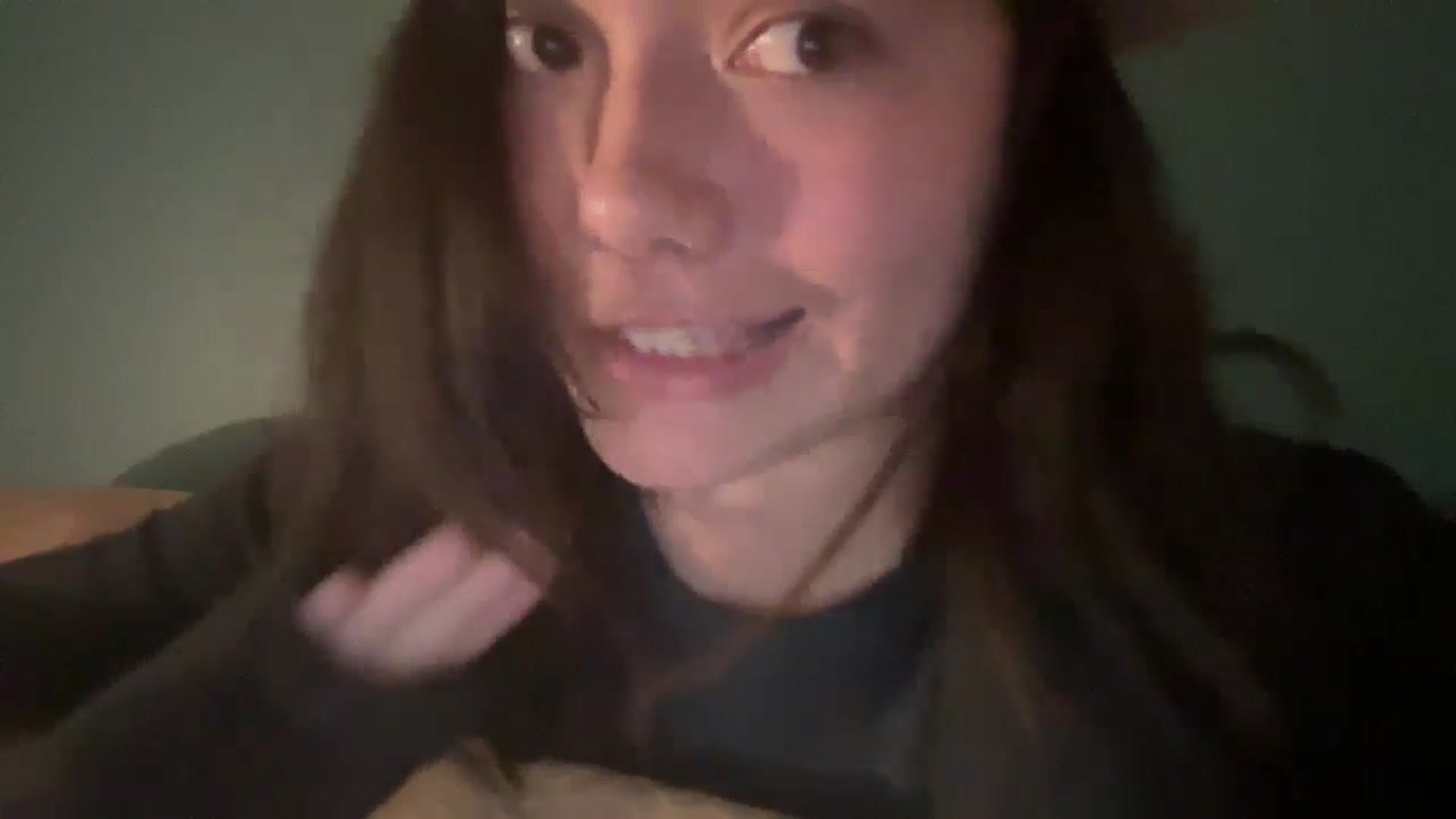 Gallery image thumbnail from imava's myfreecams stream on, 05/31/2024, 03:12 image 5 of 20