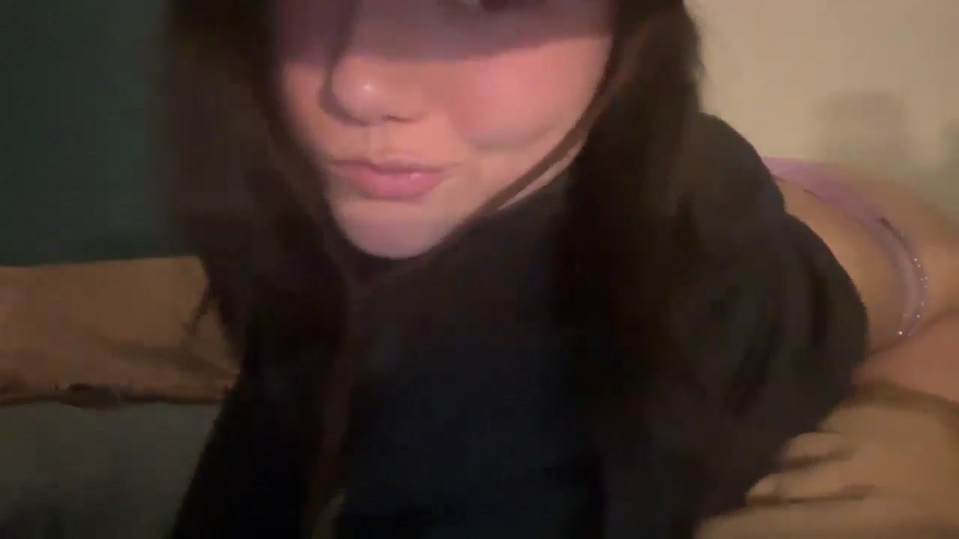 Gallery image thumbnail from imava's myfreecams stream on, 05/31/2024, 03:12 image 8 of 20