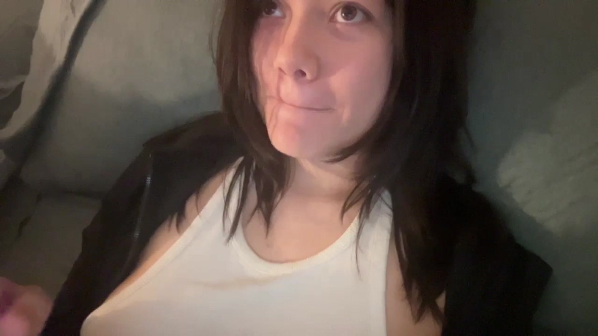 Gallery image thumbnail from imava's myfreecams stream on, 06/01/2024, 24:38 image 8 of 20