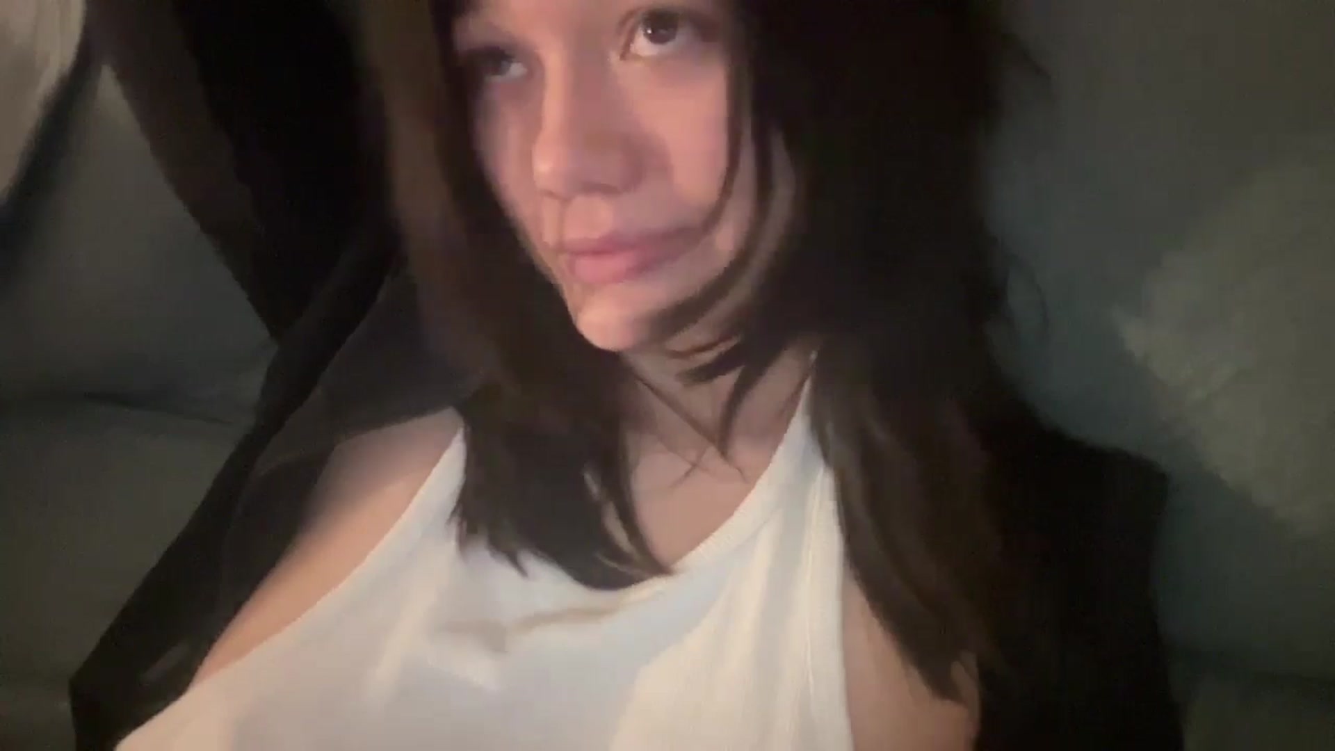 Gallery image thumbnail from imava's myfreecams stream on, 06/01/2024, 24:38 image 16 of 20