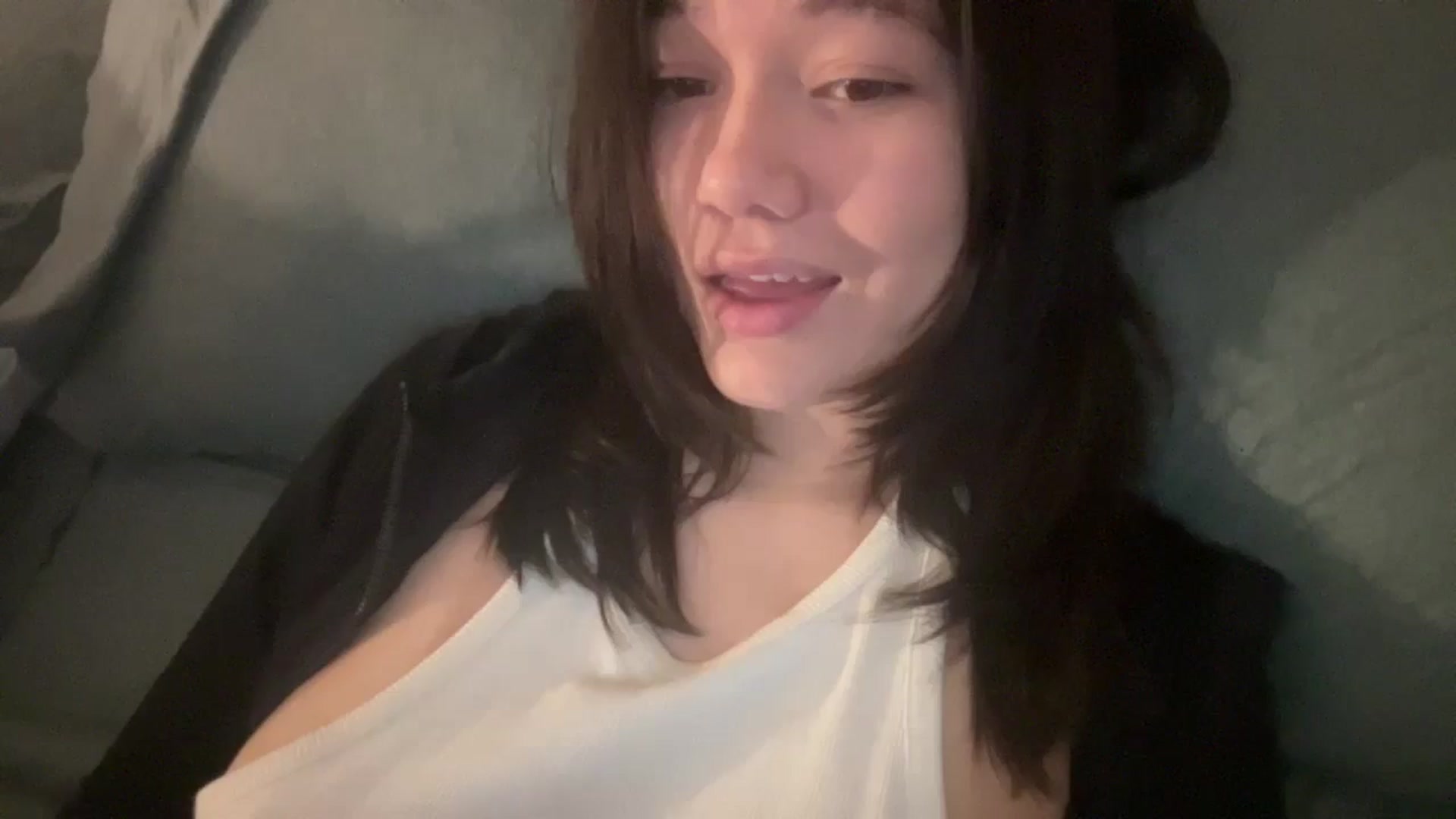 Gallery image thumbnail from imava's myfreecams stream on, 06/01/2024, 24:38 image 11 of 20