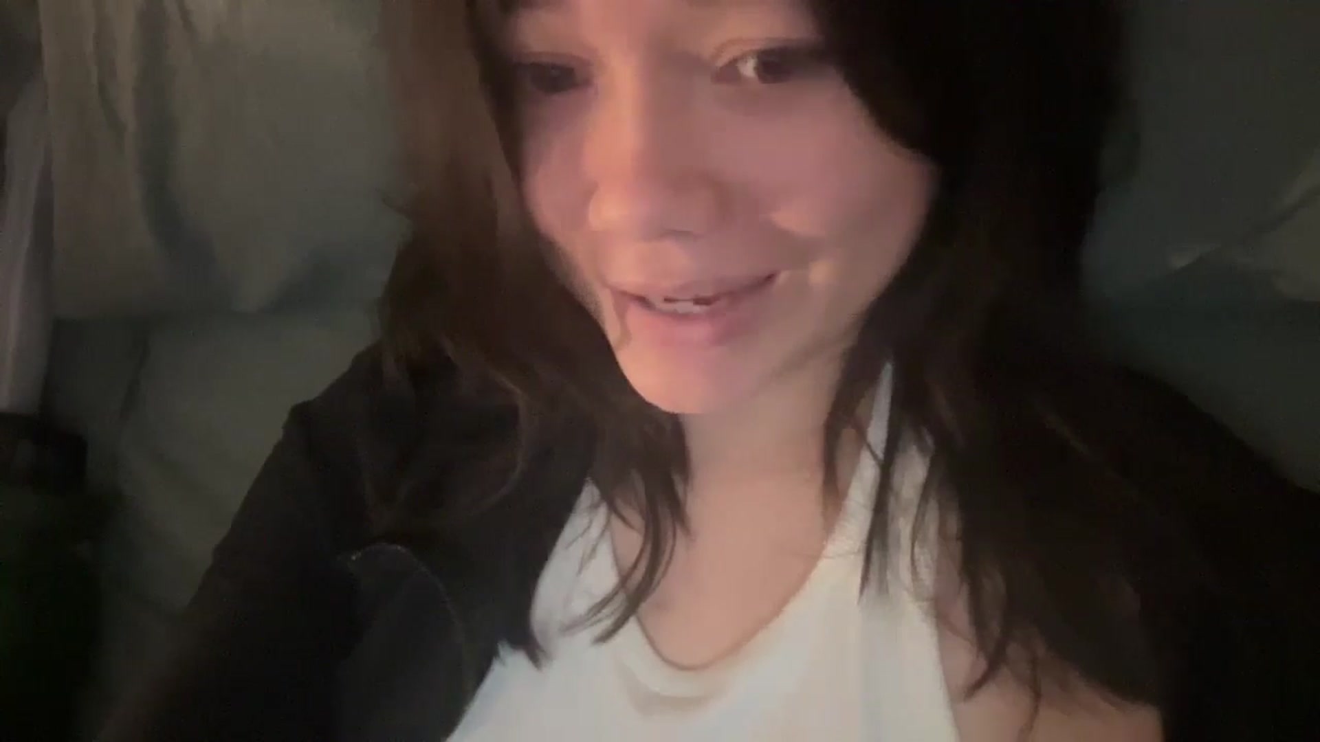 Gallery image thumbnail from imava's myfreecams stream on, 06/01/2024, 01:54 image 11 of 20