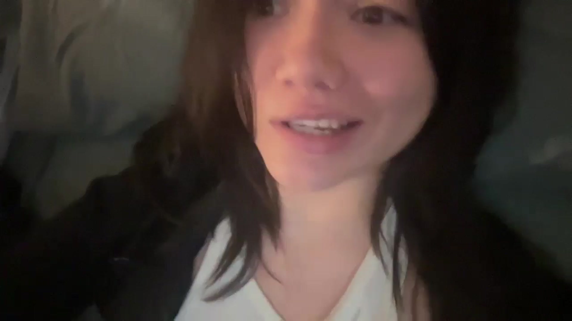Gallery image thumbnail from imava's myfreecams stream on, 06/01/2024, 01:54 image 12 of 20