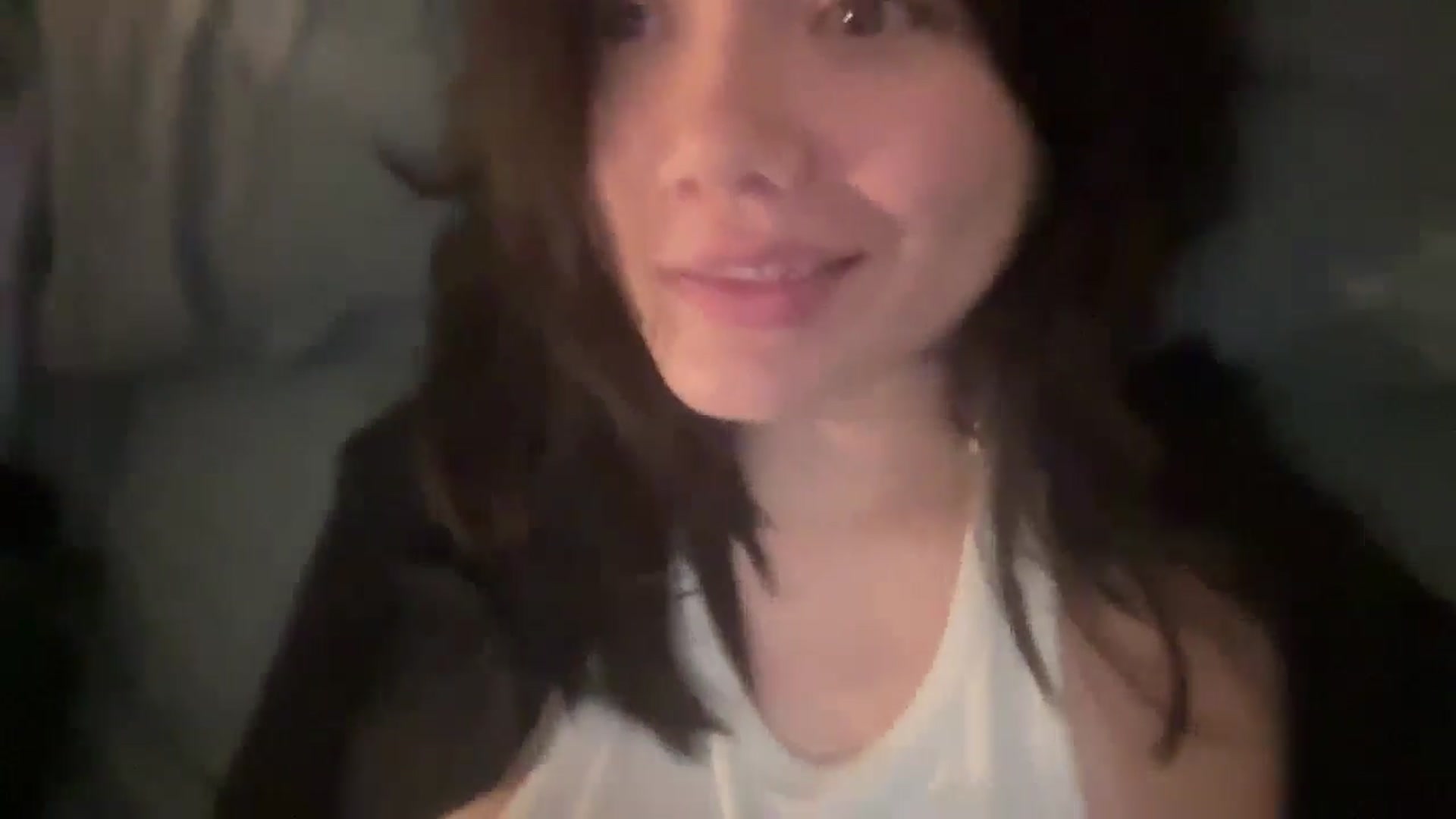 Gallery image thumbnail from imava's myfreecams stream on, 06/01/2024, 01:54 image 10 of 20