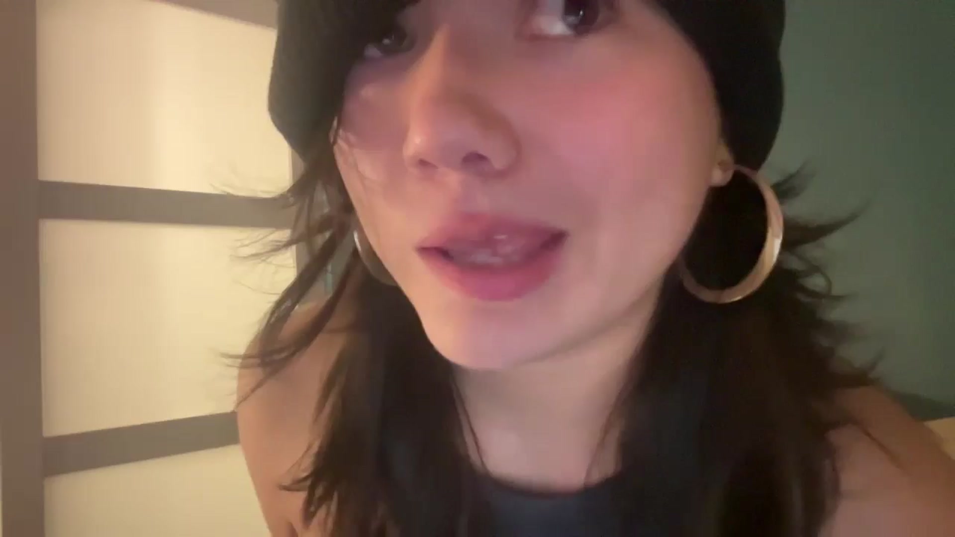 Gallery image thumbnail from imava's myfreecams stream on, 06/04/2024, 05:58 image 8 of 20