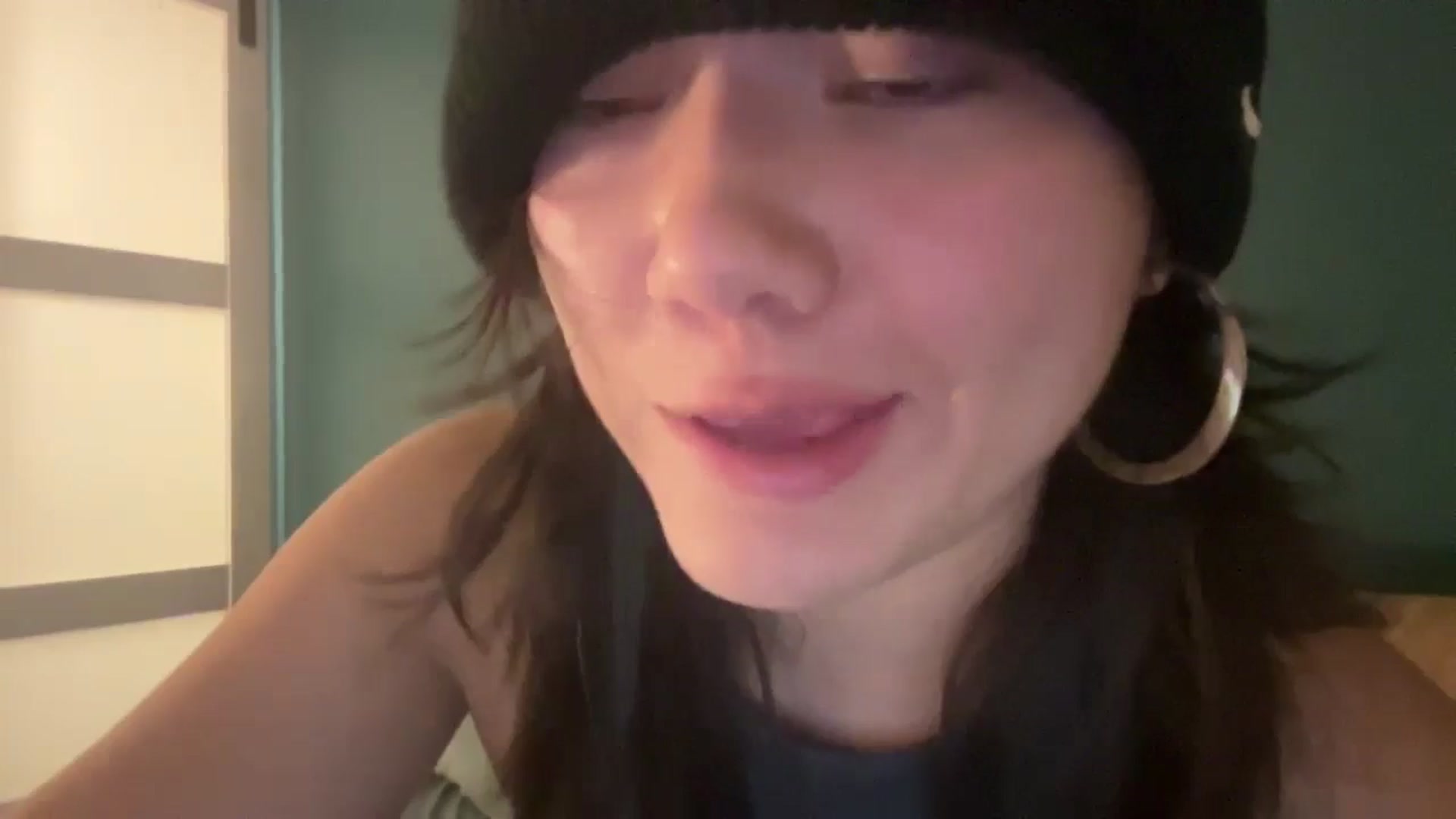 Gallery image thumbnail from imava's myfreecams stream on, 06/04/2024, 05:58 image 19 of 20