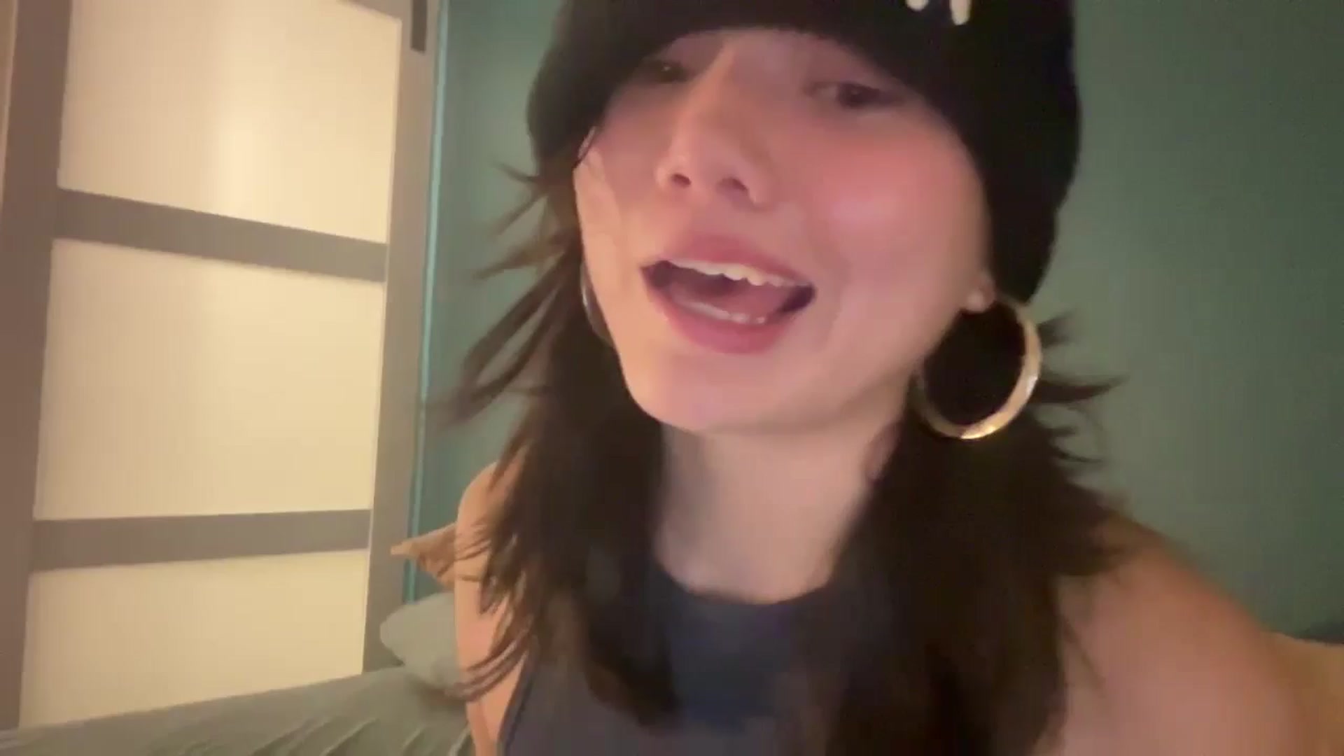 Gallery image thumbnail from imava's myfreecams stream on, 06/04/2024, 05:58 image 16 of 20