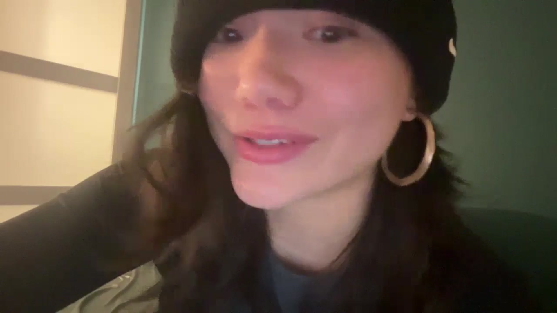 Gallery image thumbnail from imava's myfreecams stream on, 06/04/2024, 07:47 image 3 of 20