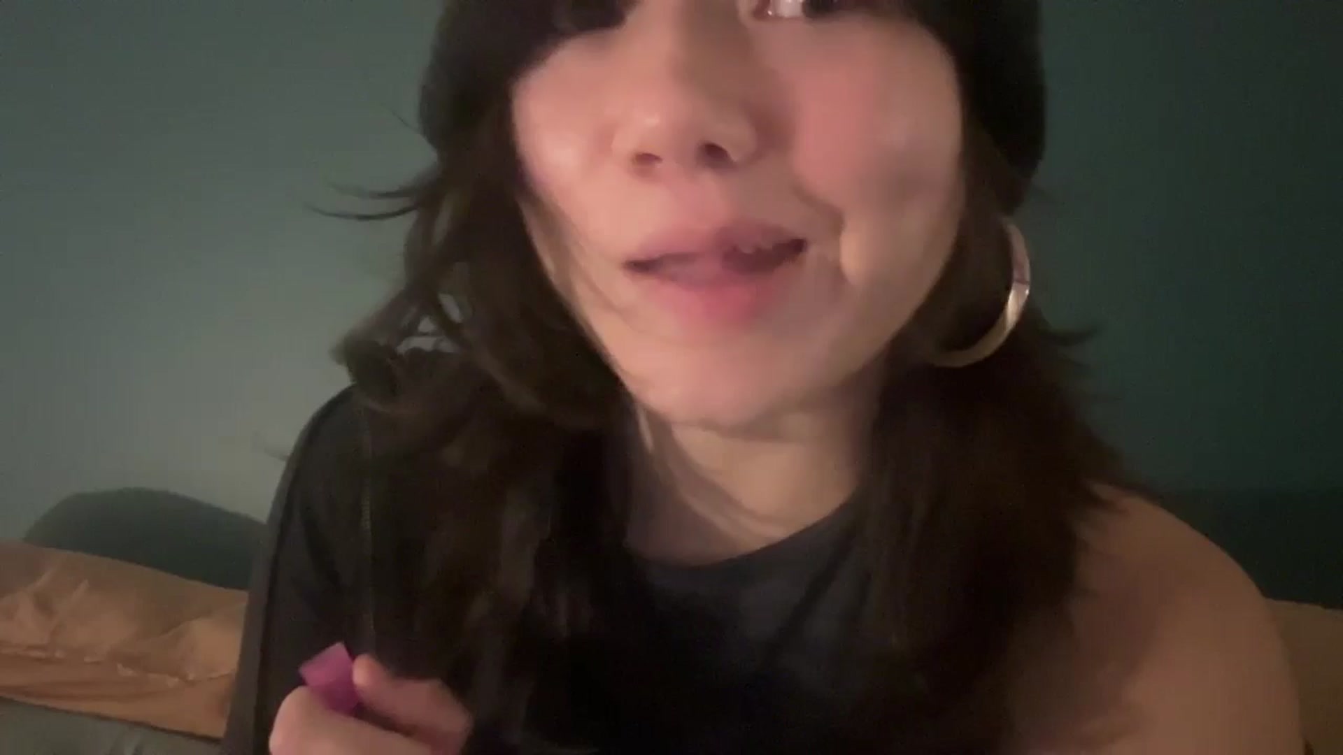 Gallery image thumbnail from imava's myfreecams stream on, 06/04/2024, 11:08 image 2 of 20