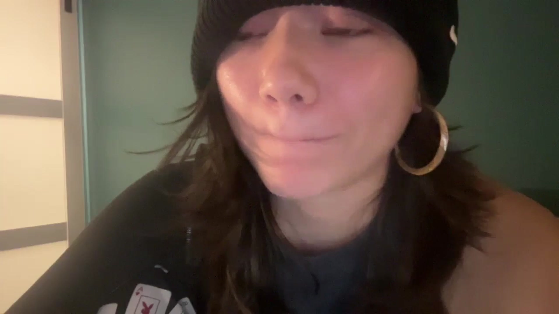 Gallery image thumbnail from imava's myfreecams stream on, 06/04/2024, 11:08 image 10 of 20