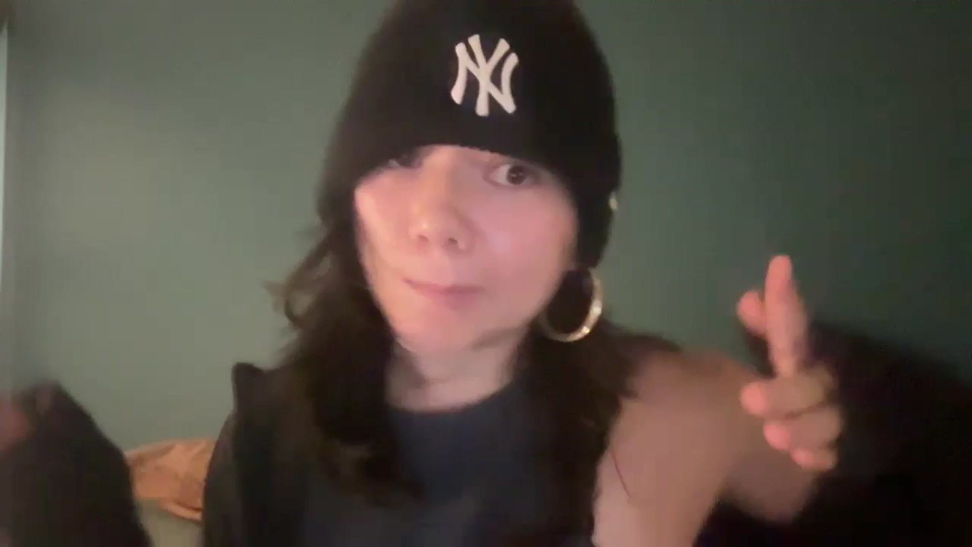 Gallery image thumbnail from imava's myfreecams stream on, 06/04/2024, 11:52 image 16 of 20