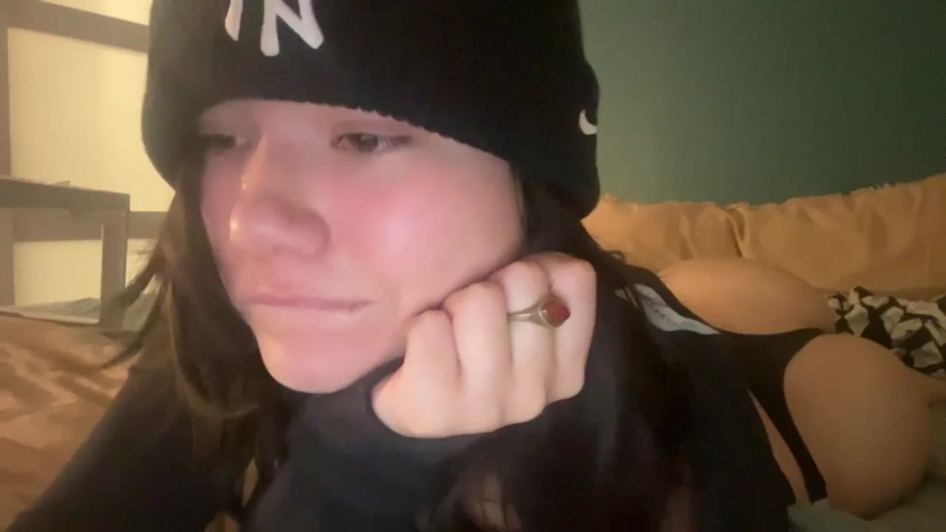 Gallery image thumbnail from imava's myfreecams stream on, 06/04/2024, 13:56 image 8 of 20