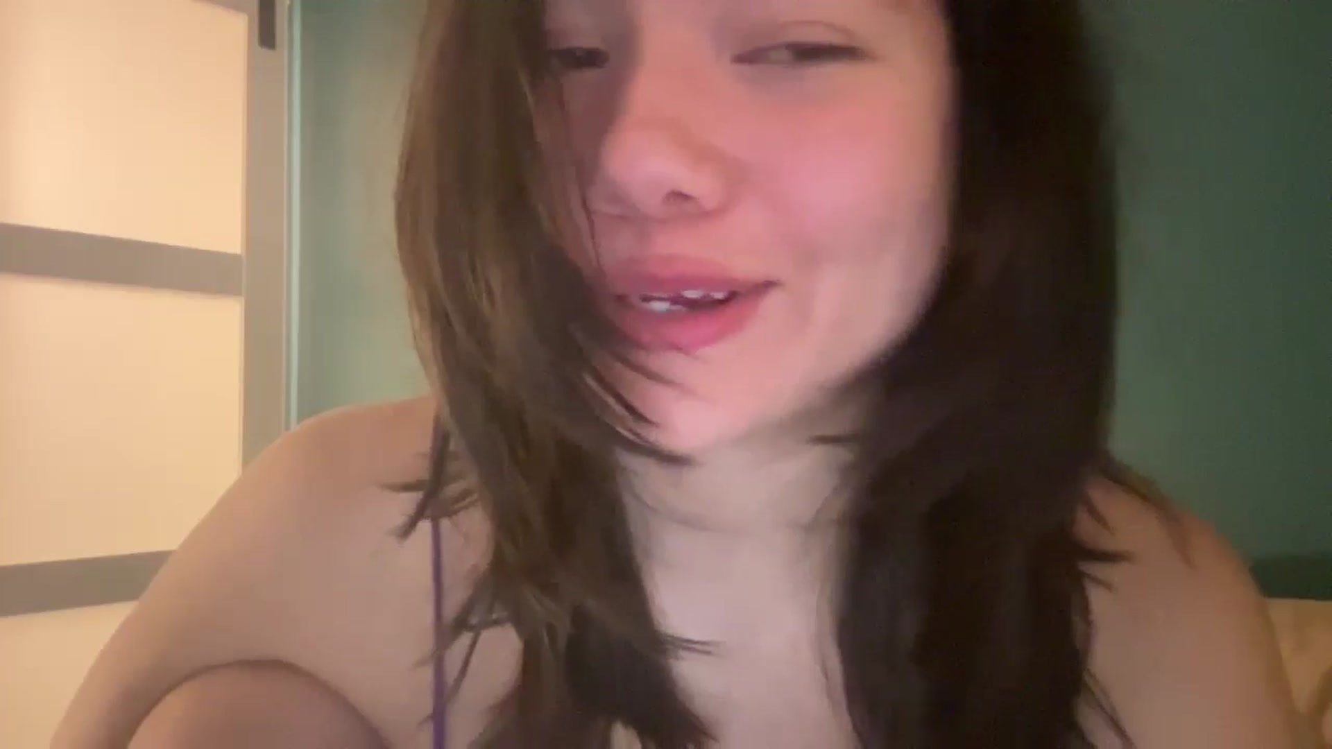 Gallery image thumbnail from imava's myfreecams stream on, 06/05/2024, 23:48 image 7 of 20
