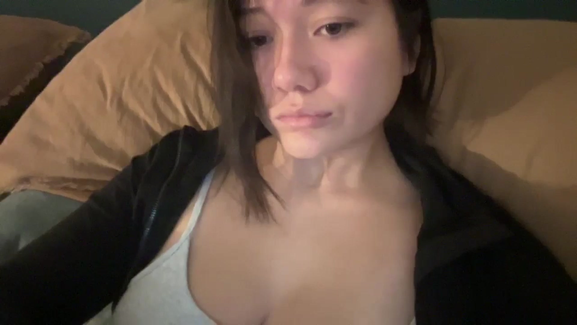 Gallery image thumbnail from imava's myfreecams stream on, 06/09/2024, 23:21 image 12 of 20