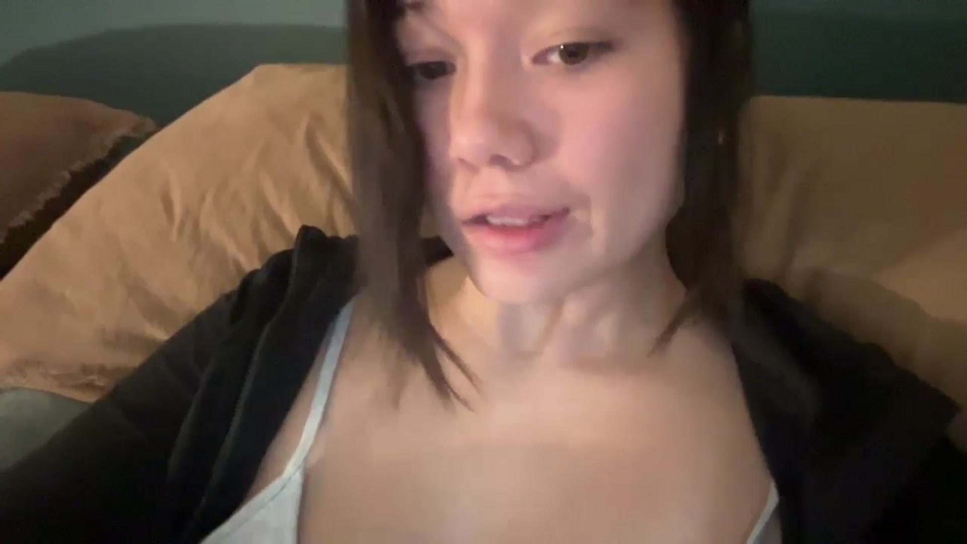 Gallery image thumbnail from imava's myfreecams stream on, 06/09/2024, 23:21 image 7 of 20