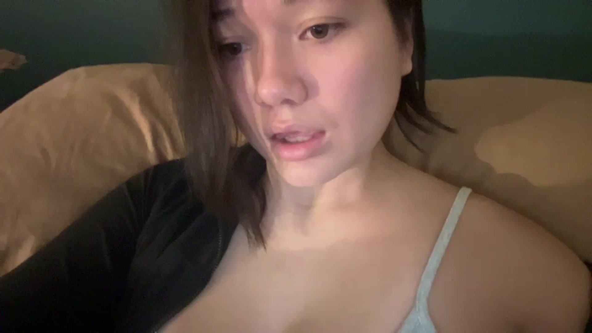 Gallery image thumbnail from imava's myfreecams stream on, 06/10/2024, 01:49 image 1 of 20