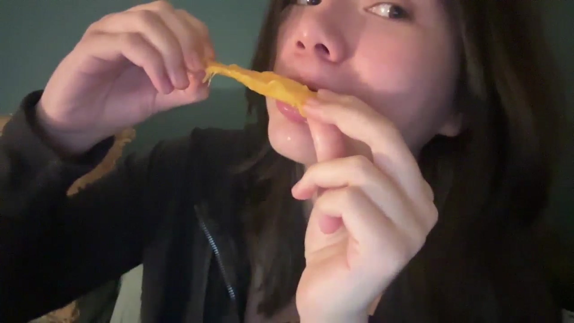 Gallery image thumbnail from imava's myfreecams stream on, 06/10/2024, 03:02 image 10 of 20