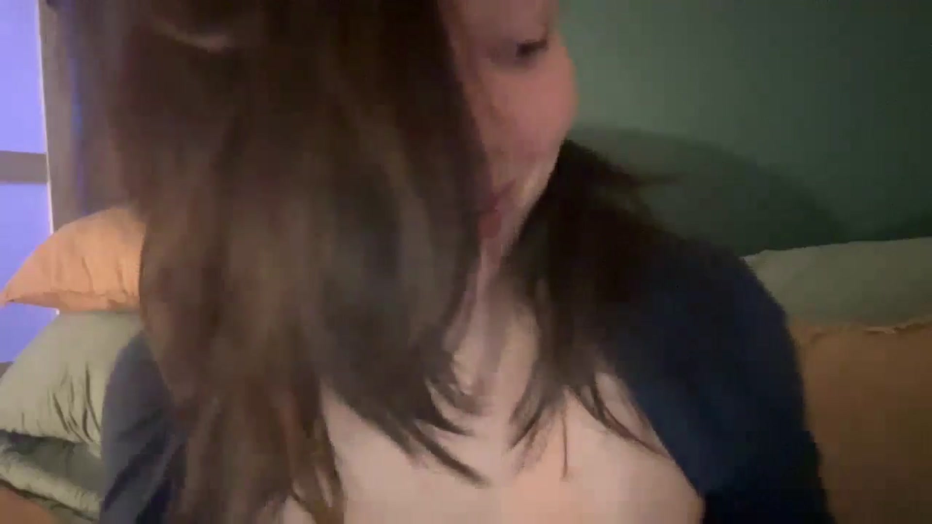 Gallery image thumbnail from imava's myfreecams stream on, 06/10/2024, 08:47 image 19 of 20