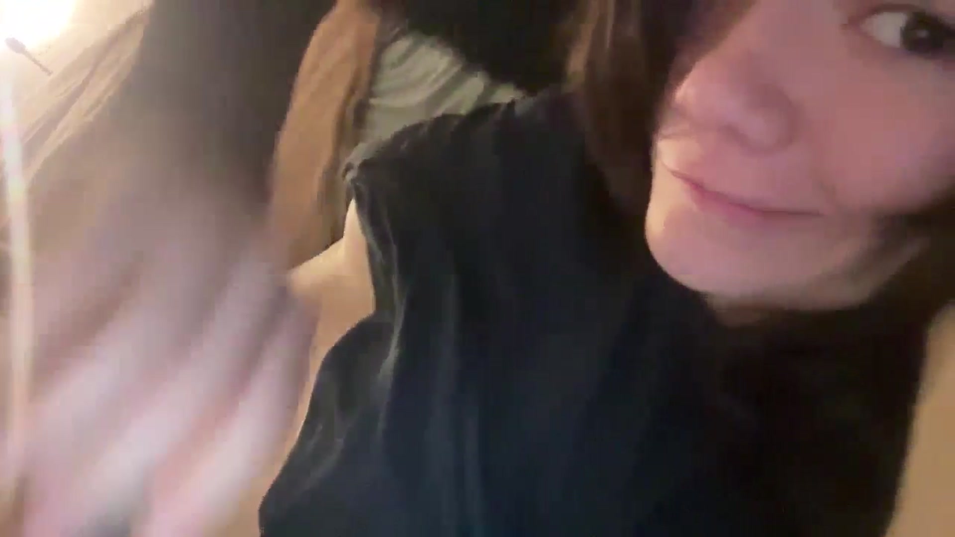 Gallery image thumbnail from imava's myfreecams stream on, 06/12/2024, 20:55 image 7 of 20