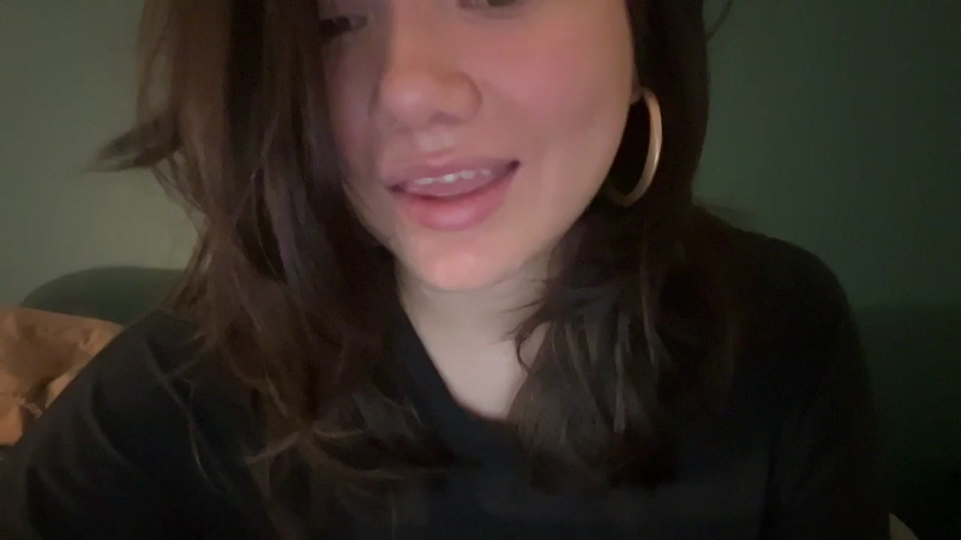 Gallery image thumbnail from imava's myfreecams stream on, 06/13/2024, 24:05 image 9 of 20