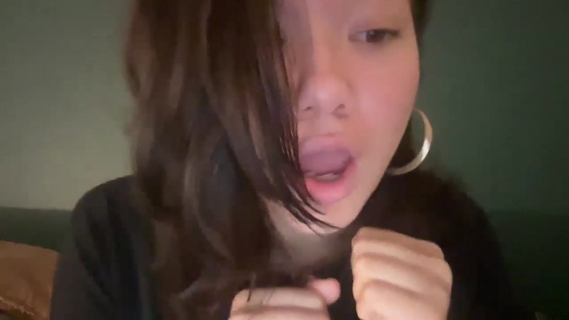 Gallery image thumbnail from imava's myfreecams stream on, 06/13/2024, 24:05 image 16 of 20