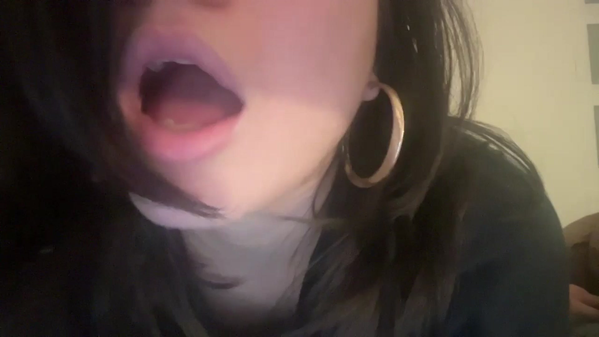 Gallery image thumbnail from imava's myfreecams stream on, 06/13/2024, 02:42 image 9 of 20